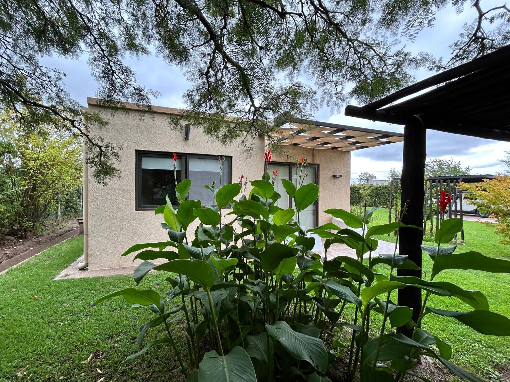 Loft Los Cerezos En Vistalba, Zona De Vinedos Y Bodegas ルハン・デ・コージョ エクステリア 写真